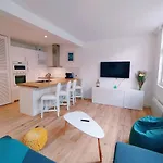 Nikki's House * Baiona